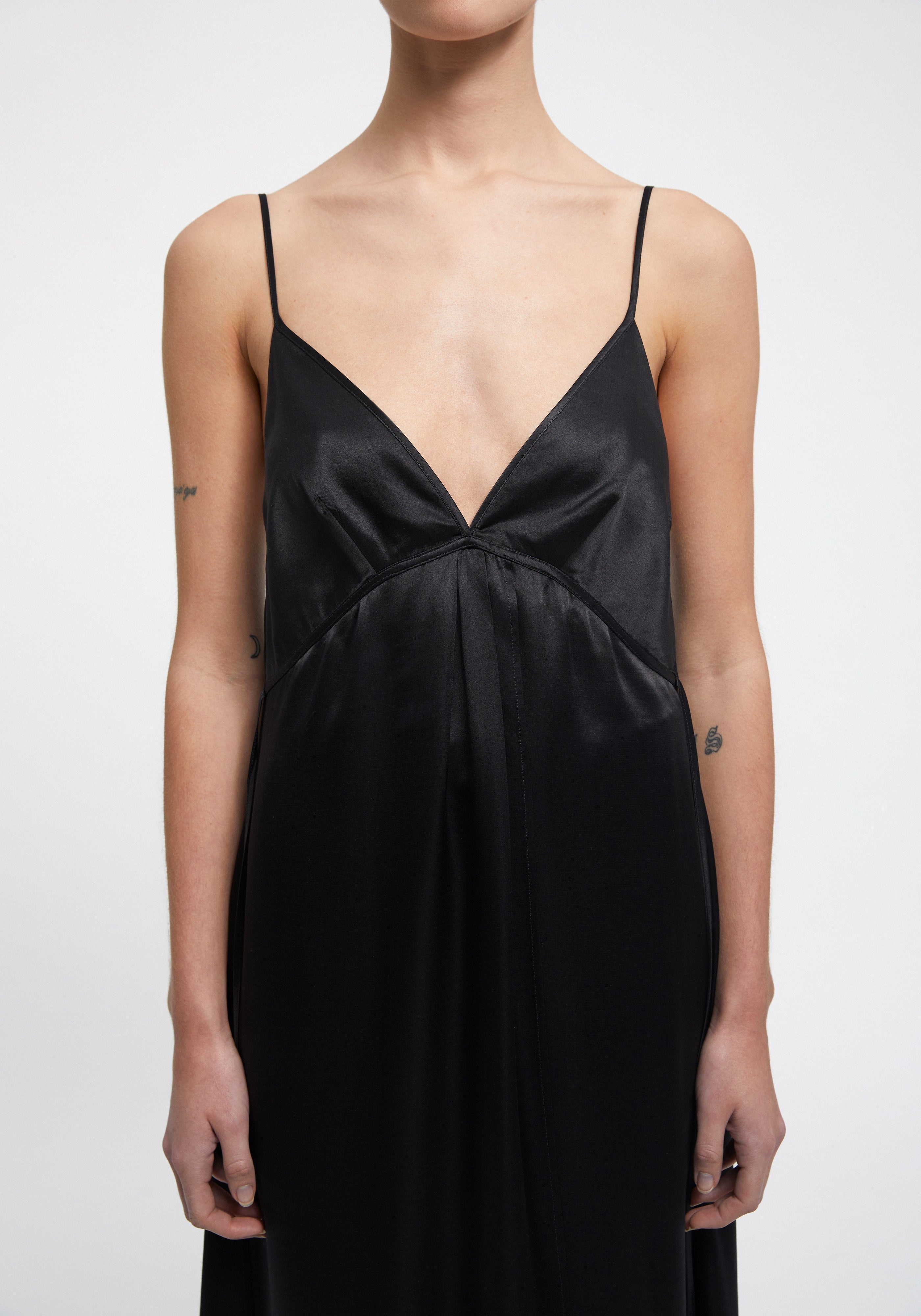 FELICITA
Satin A-line maxi dress - 3