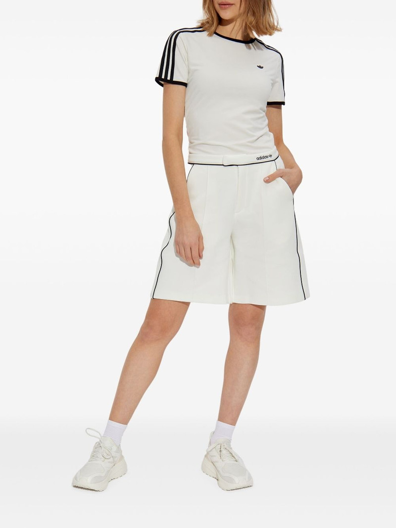 adidas contrasting-trim shorts outlook