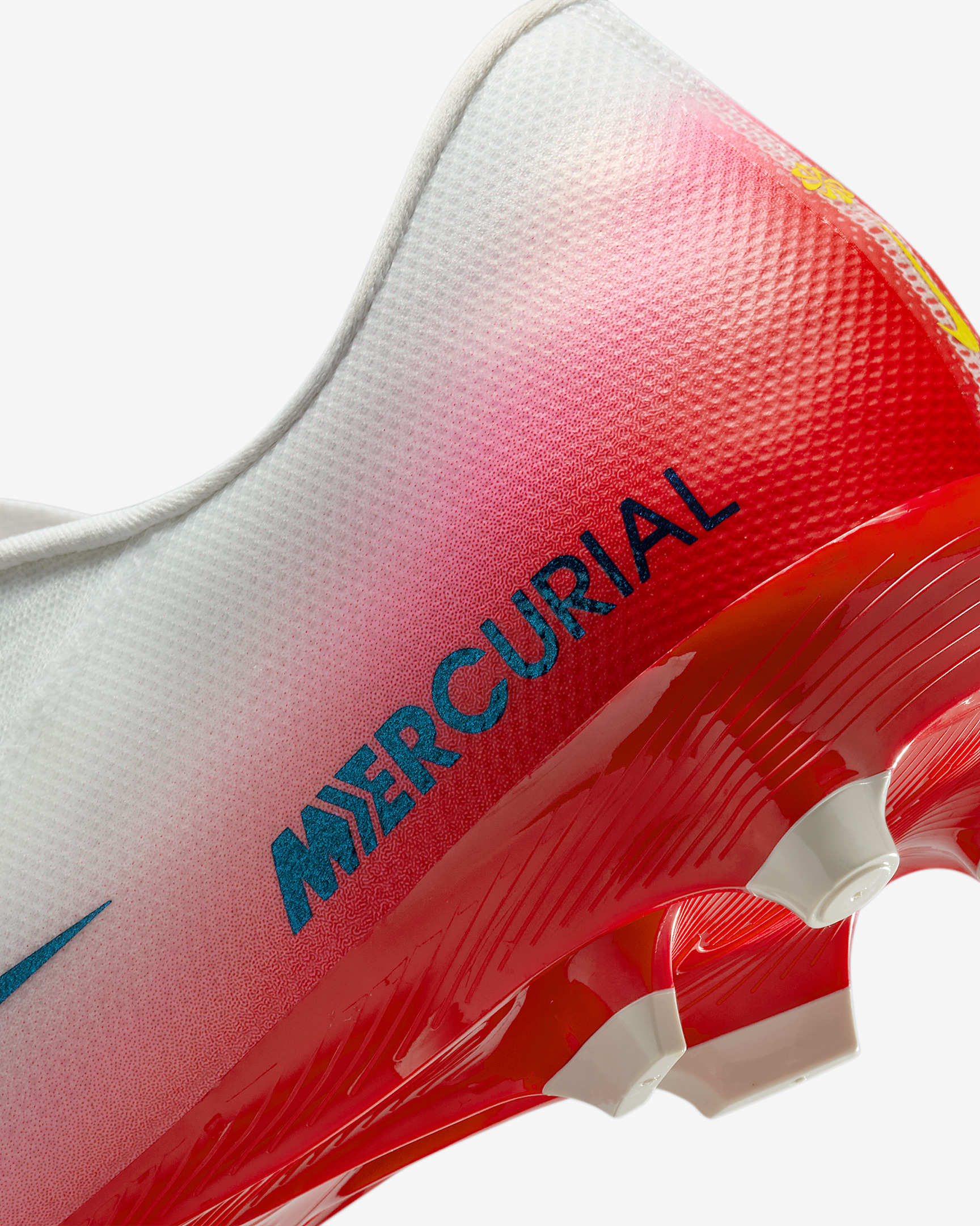 Nike Mercurial Vapor 16 Academy LV8 Multi-Ground Low-Top Soccer Cleats - 9