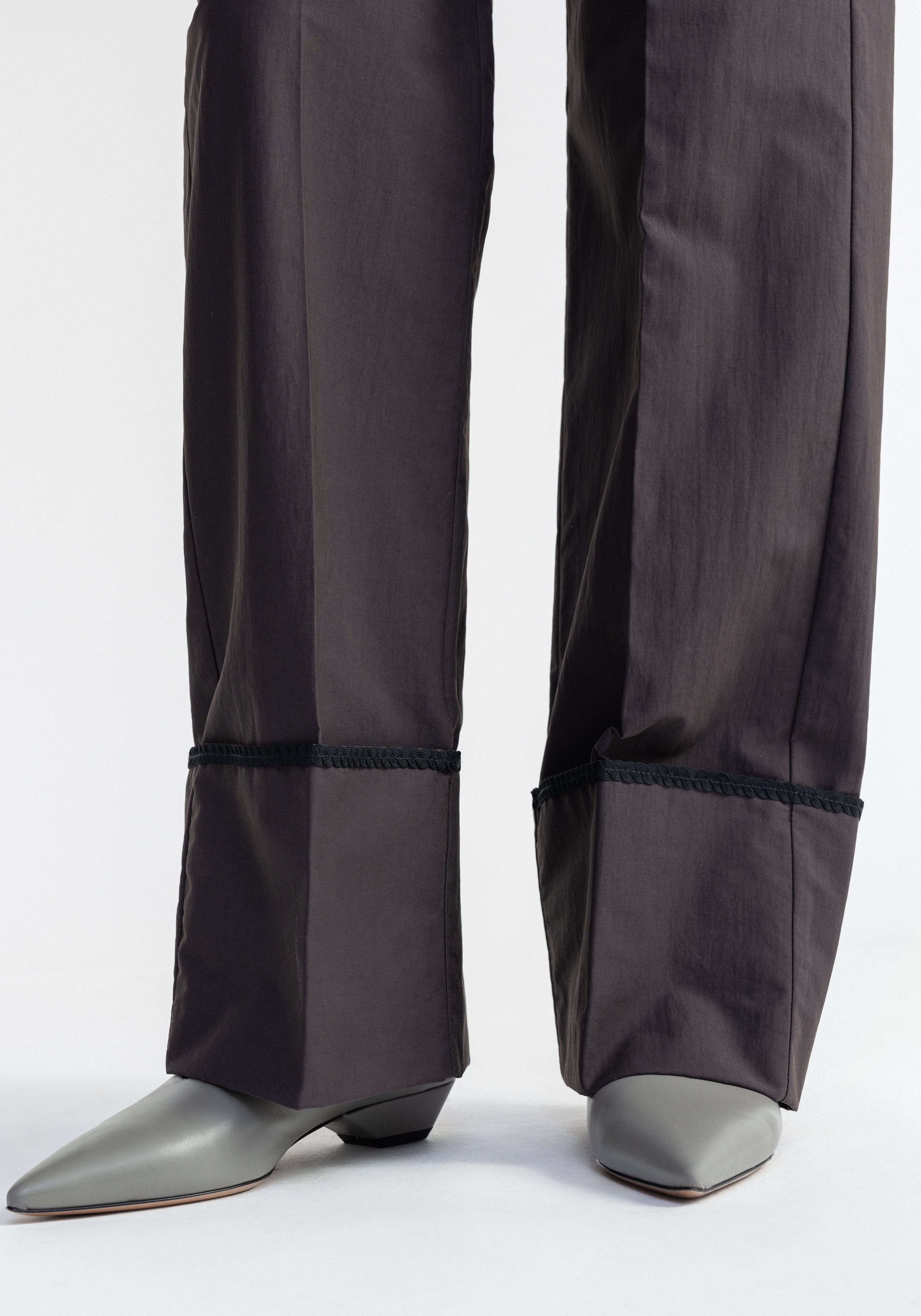 CHIP
Wide cuffed poplin pants - 2