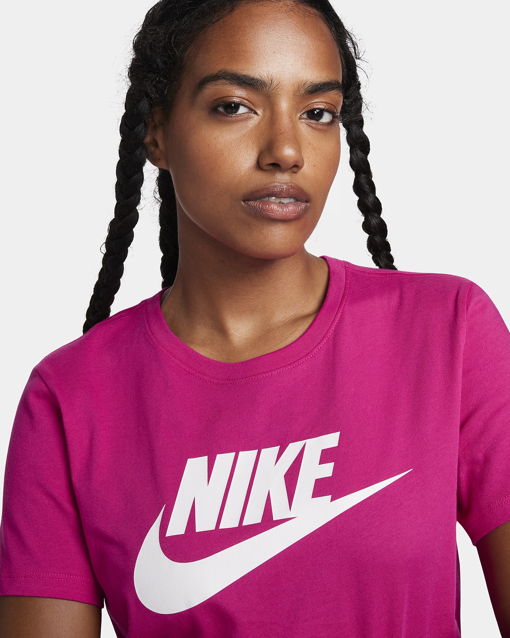 Nike Sportswear Essentials Women's Logo T-Shirt - 3