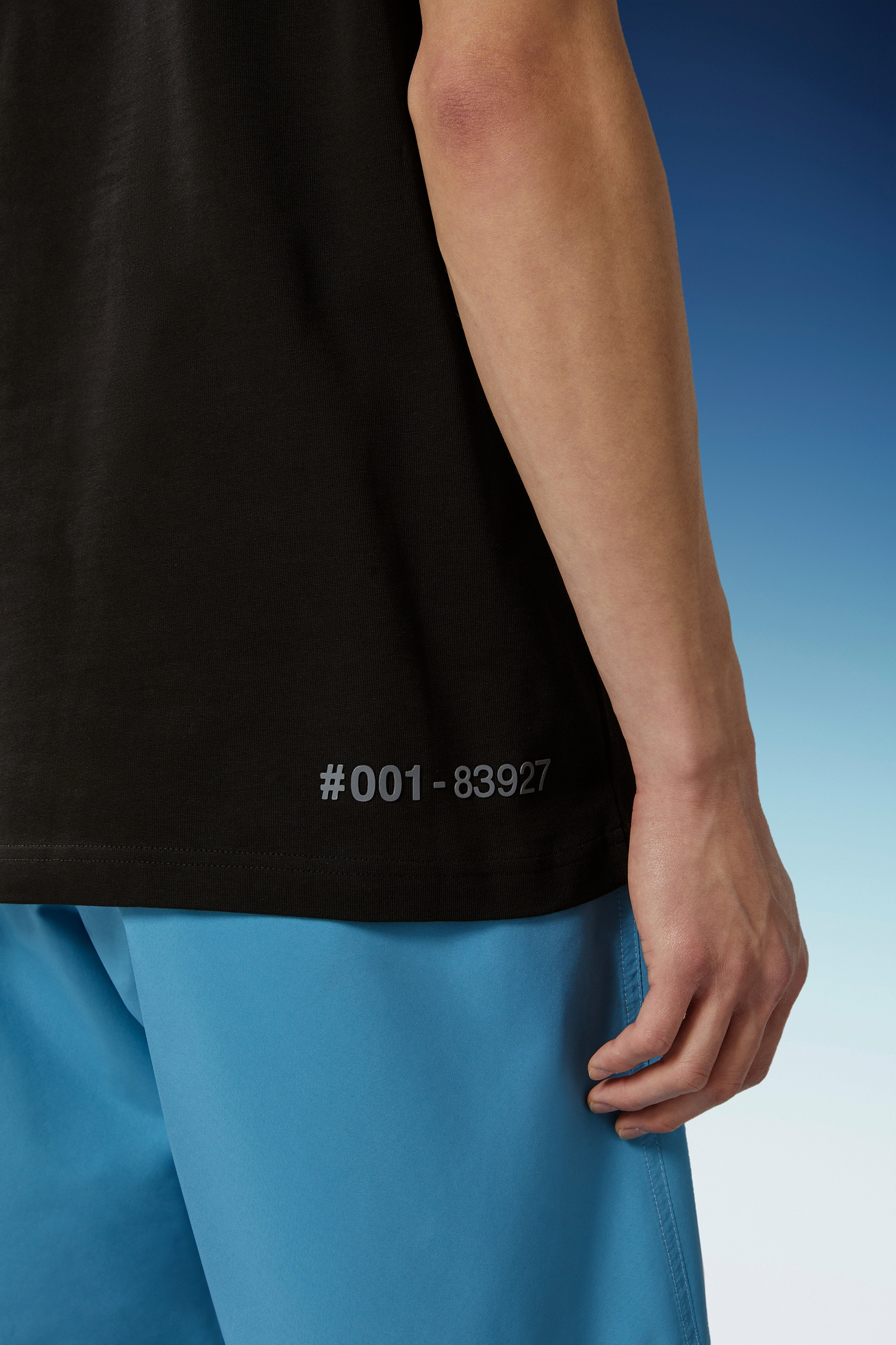 Logo T-Shirt - 6