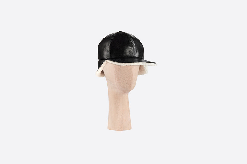 Dior Dior Origin Cap outlook
