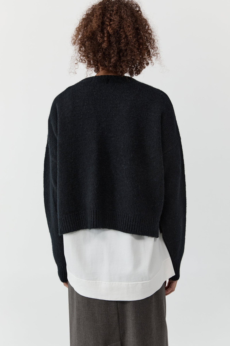 Cropped Sweater - Black 6