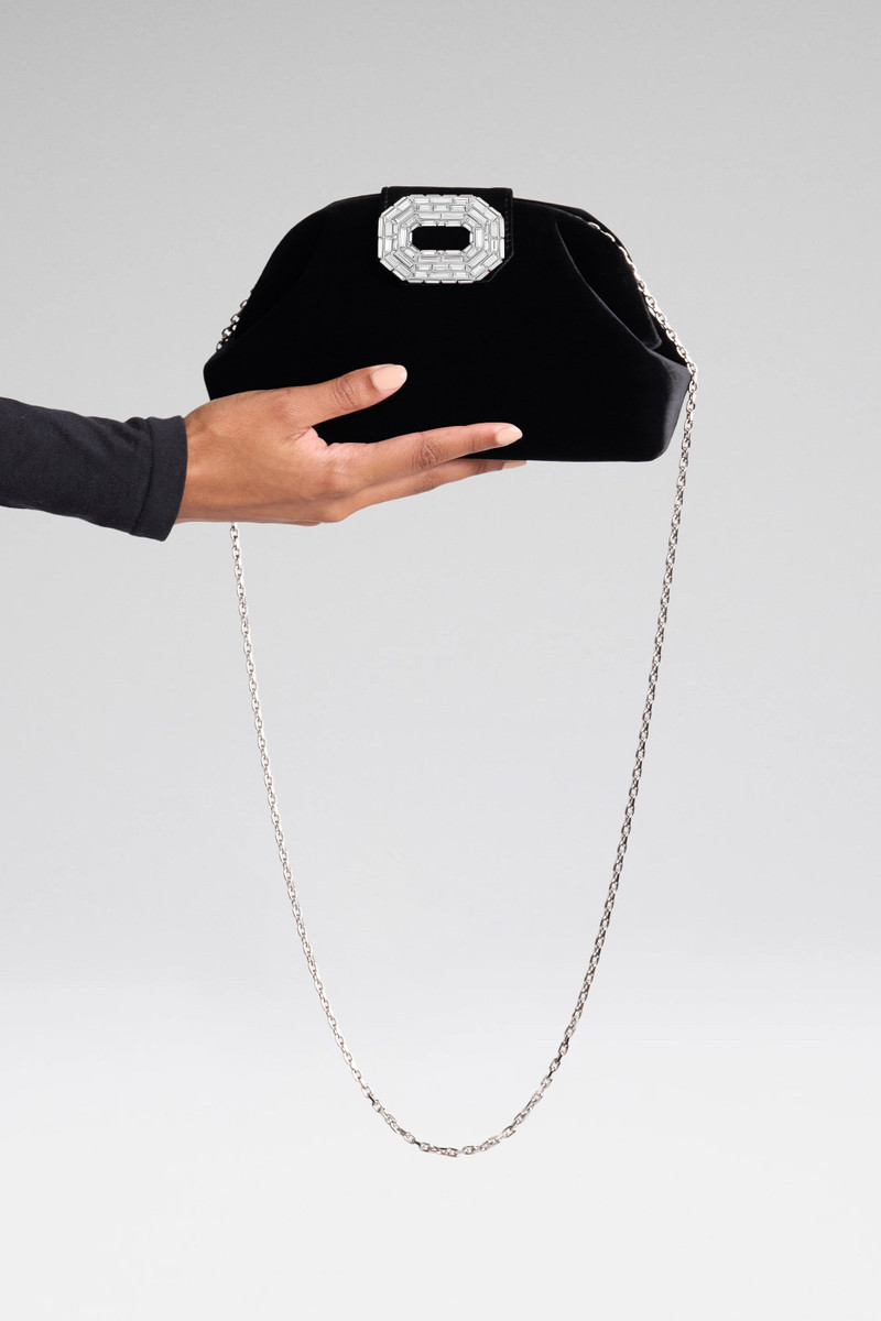 CAMELIA CLUTCH BLACK VELVET 3