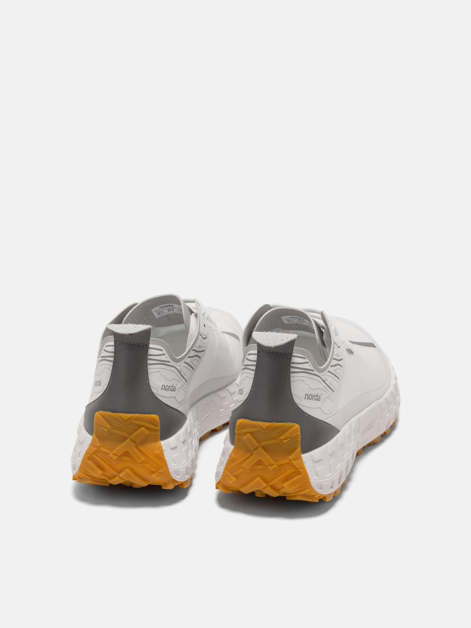 001A White Gum - 3
