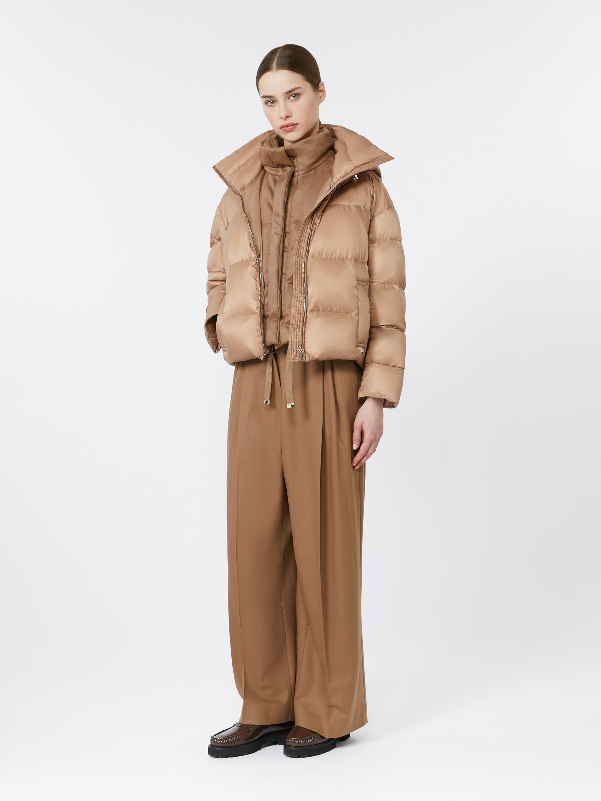 DIONISO Padded gilet in camel and water-repellent taffeta - 2