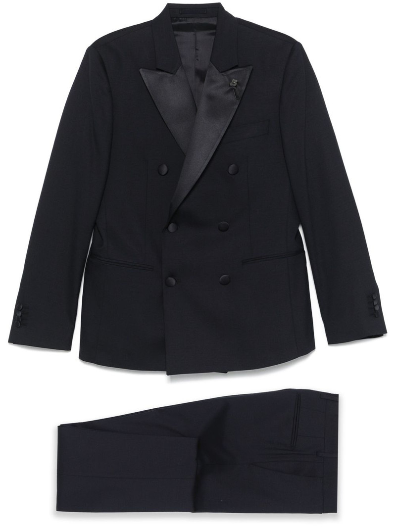 double-breasted suit 1