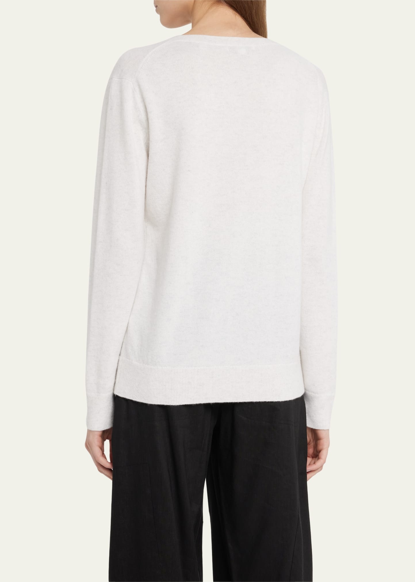 Weekend V-Neck Cashmere Pullover Sweater - 3