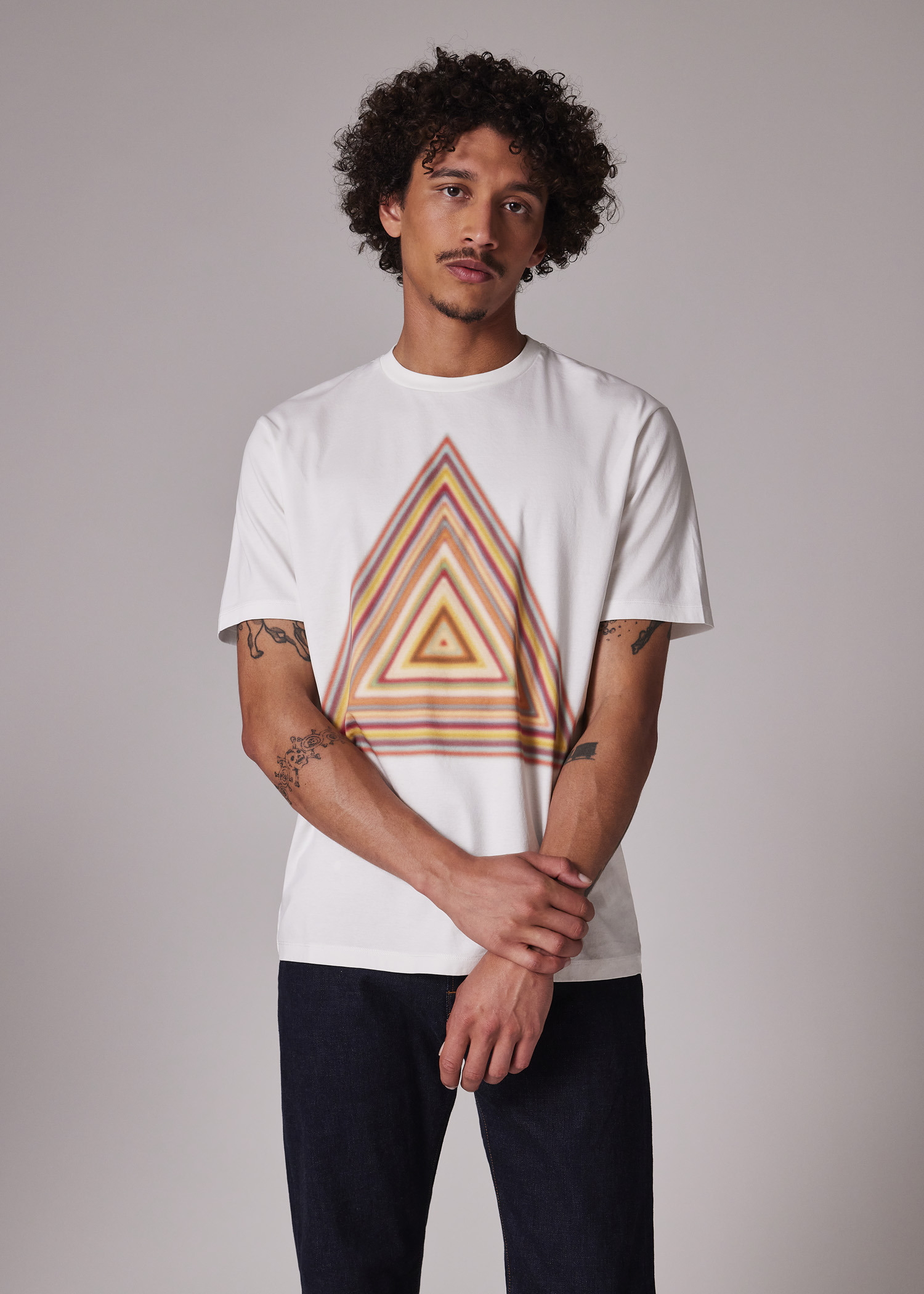 White 'Signature Stripe Triangle' Print T-Shirt - 4
