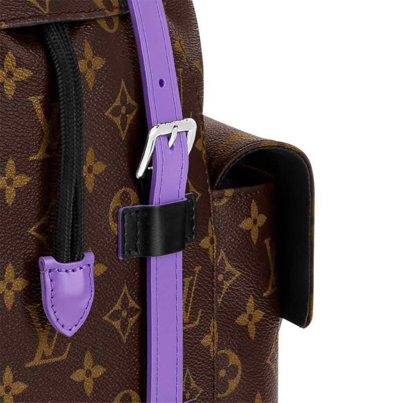 Louis Vuitton Christopher MM outlook