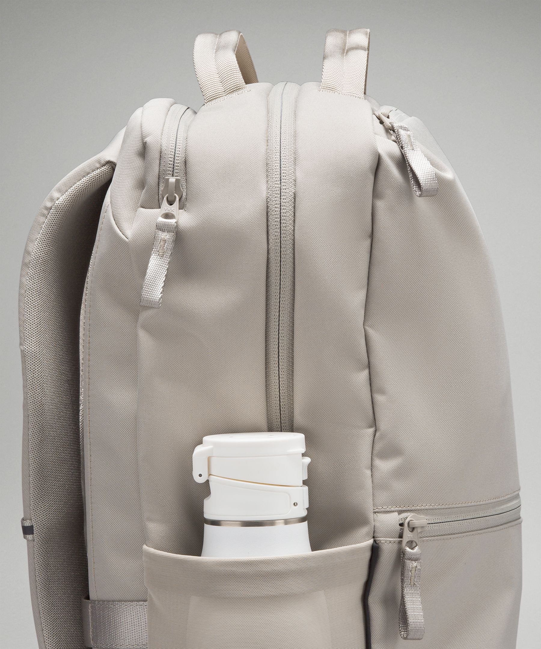 Double-Zip Backpack 22L - 4