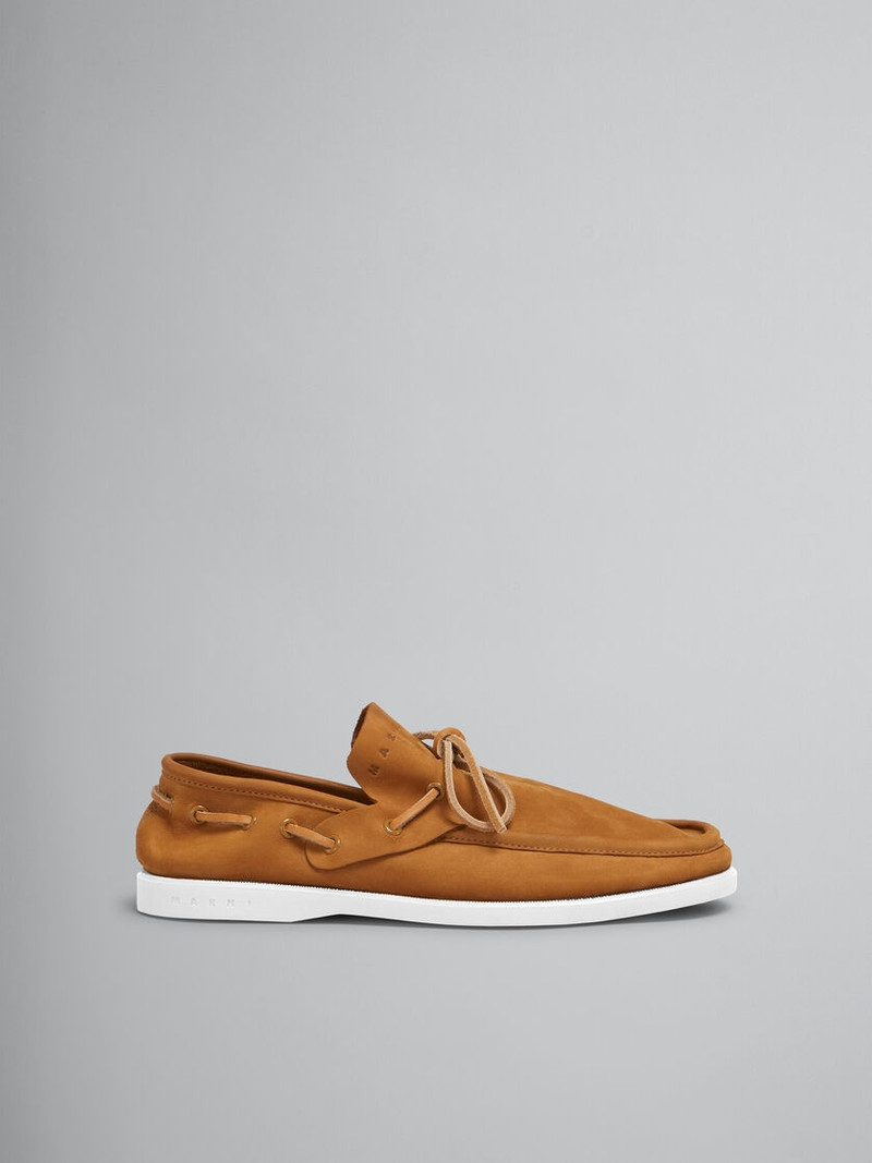 BROWN NUBUCK BOAT 로퍼 - 1