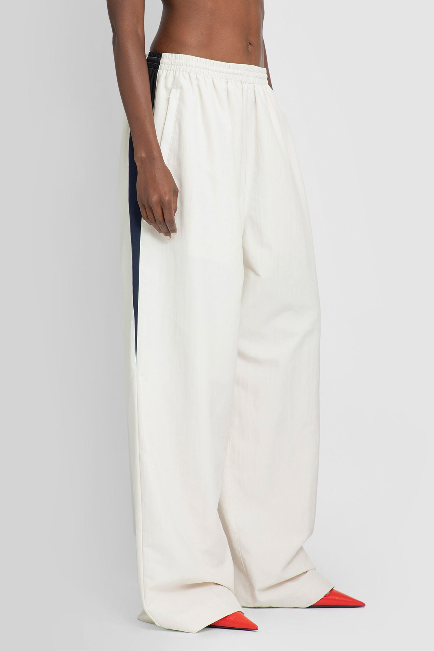 BALENCIAGA WOMAN WHITE TROUSERS - 3