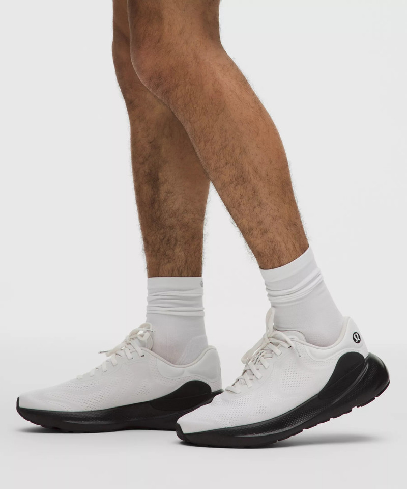 lululemon Men's Beyondfeel Running Shoe outlook