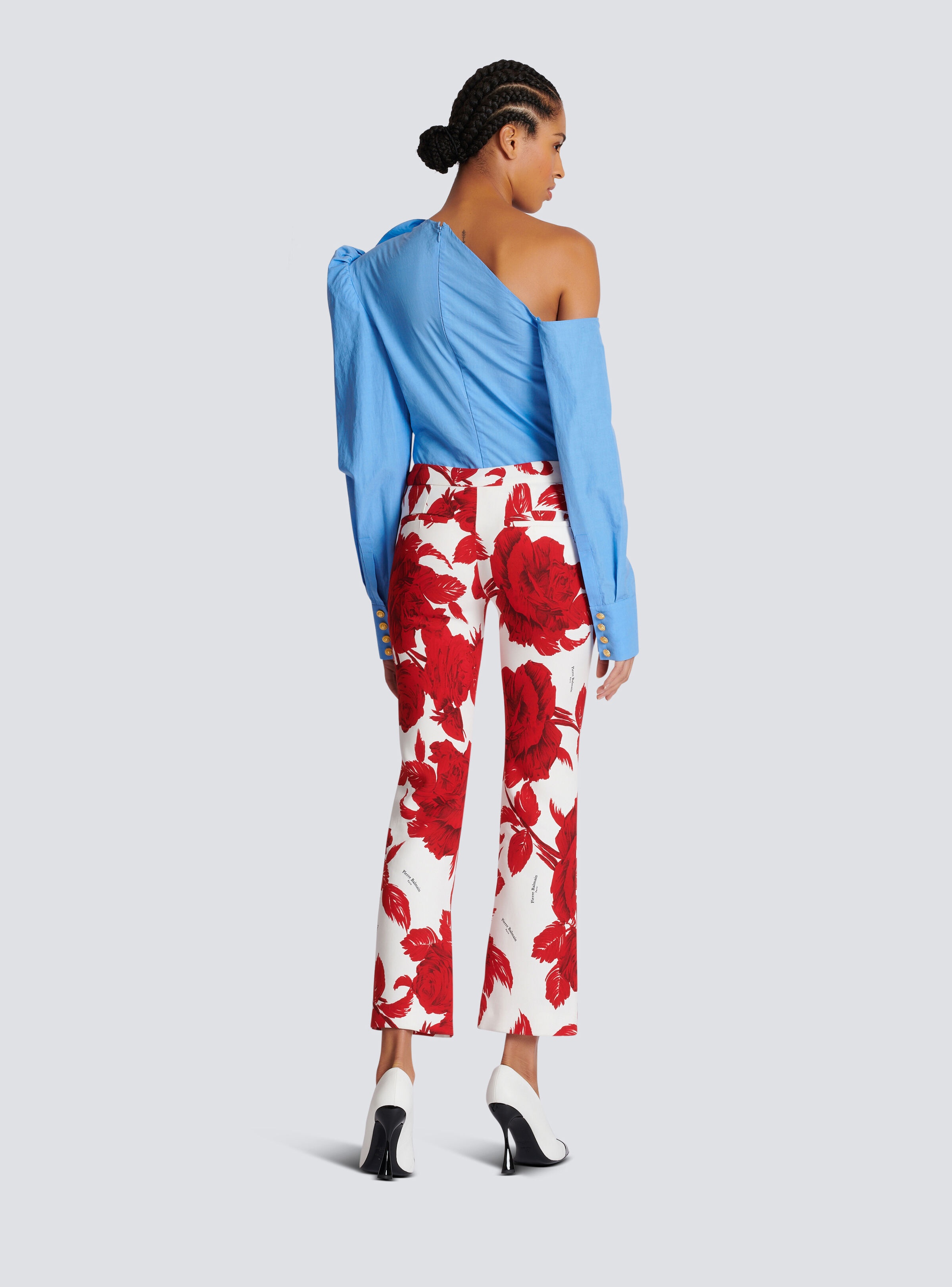 Crepe trousers with Roses print - 4