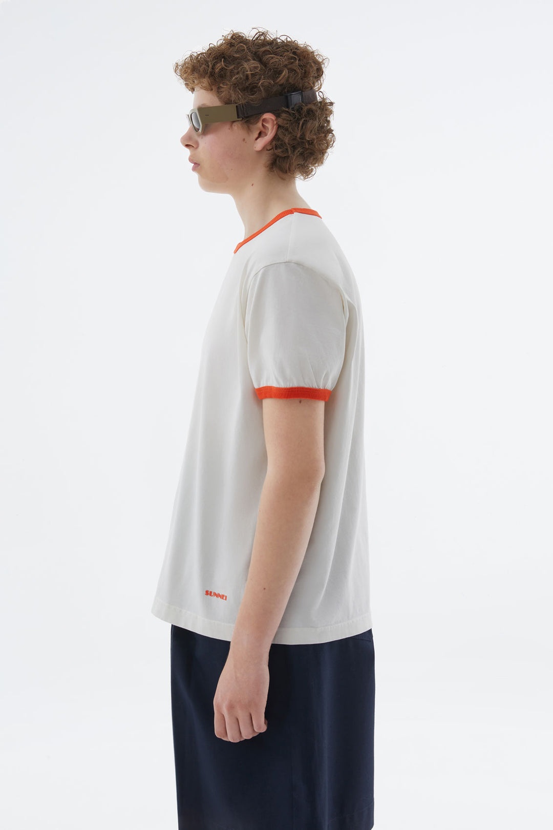 WHITE T-SHIRT WITH ORANGE PROFILES - 5