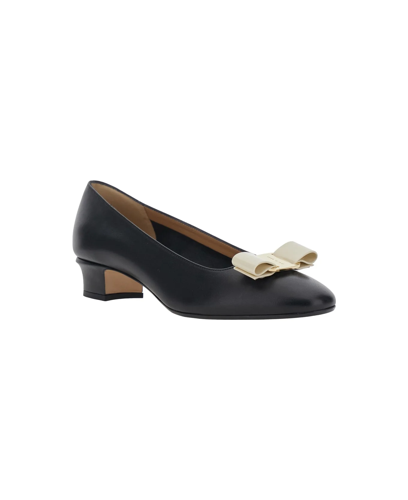 'vara 2.0' Black Pumps With Low Block Heel And Logo Plaque On The Front In Leather Woman - 1