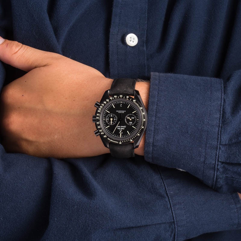 Omega SpeedMaster Dark Side of the Moon - 5