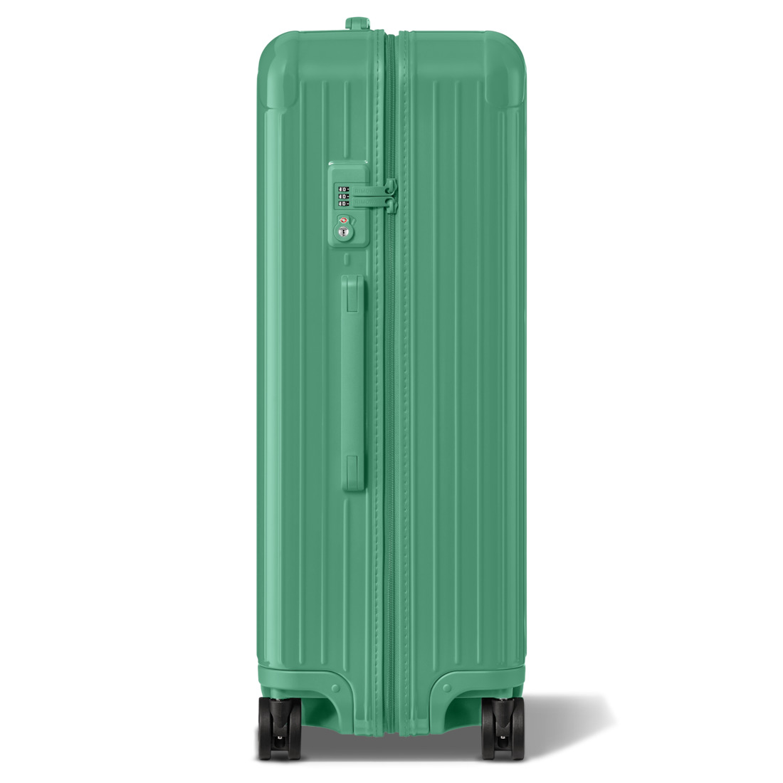 Essential Check-In L - 3