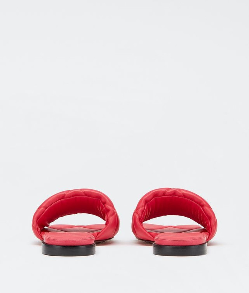 Bottega Veneta THE RUBBER LIDO FLAT SANDALS outlook