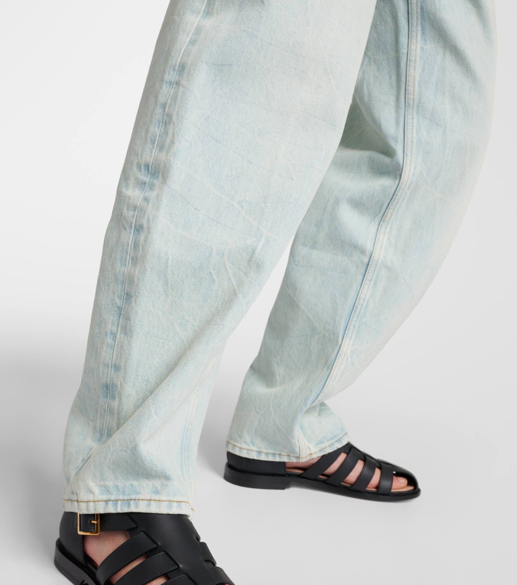 Mid-rise straight jeans - 5