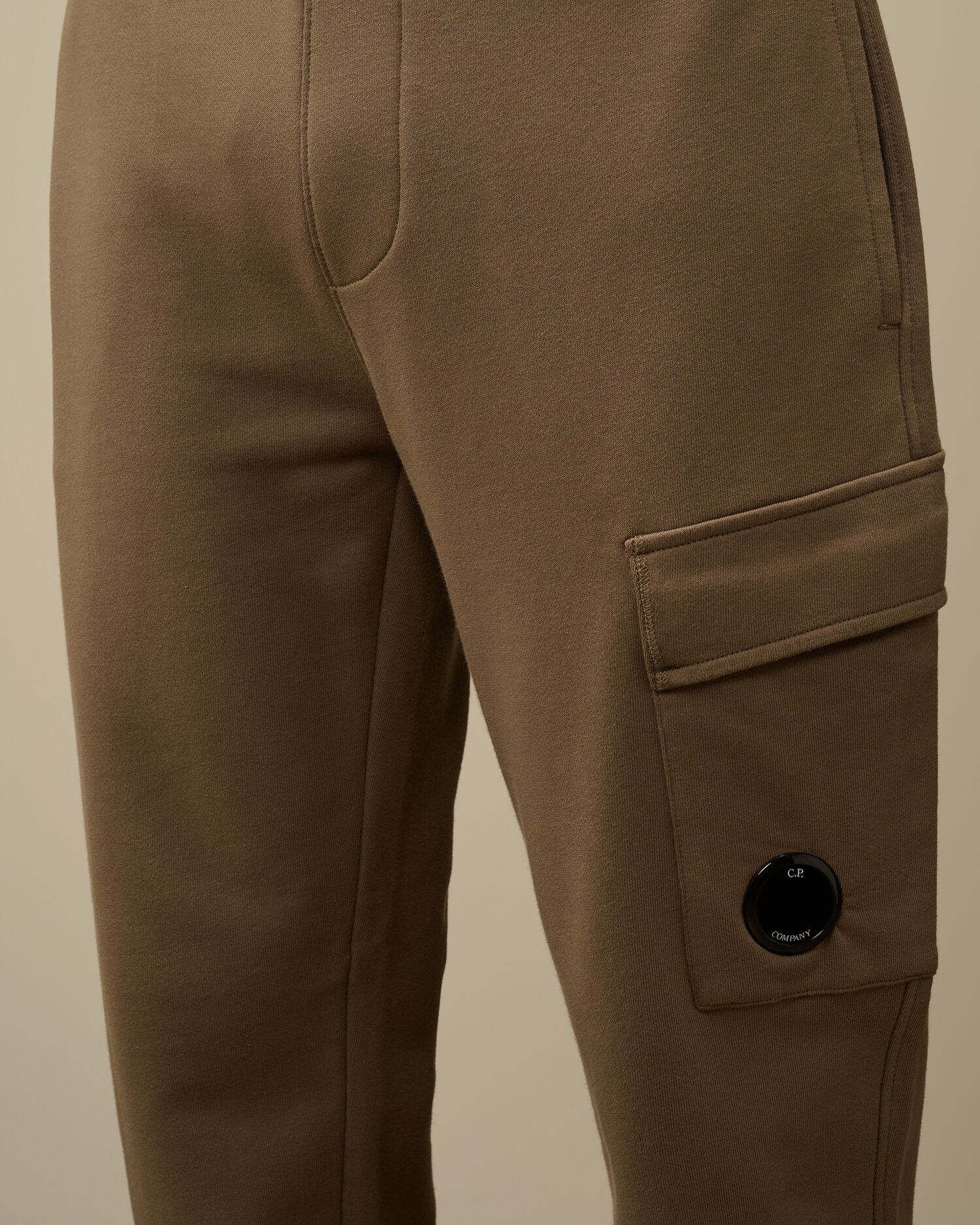 Diagonal Raised Fleece Cargo Sweatpants - 4