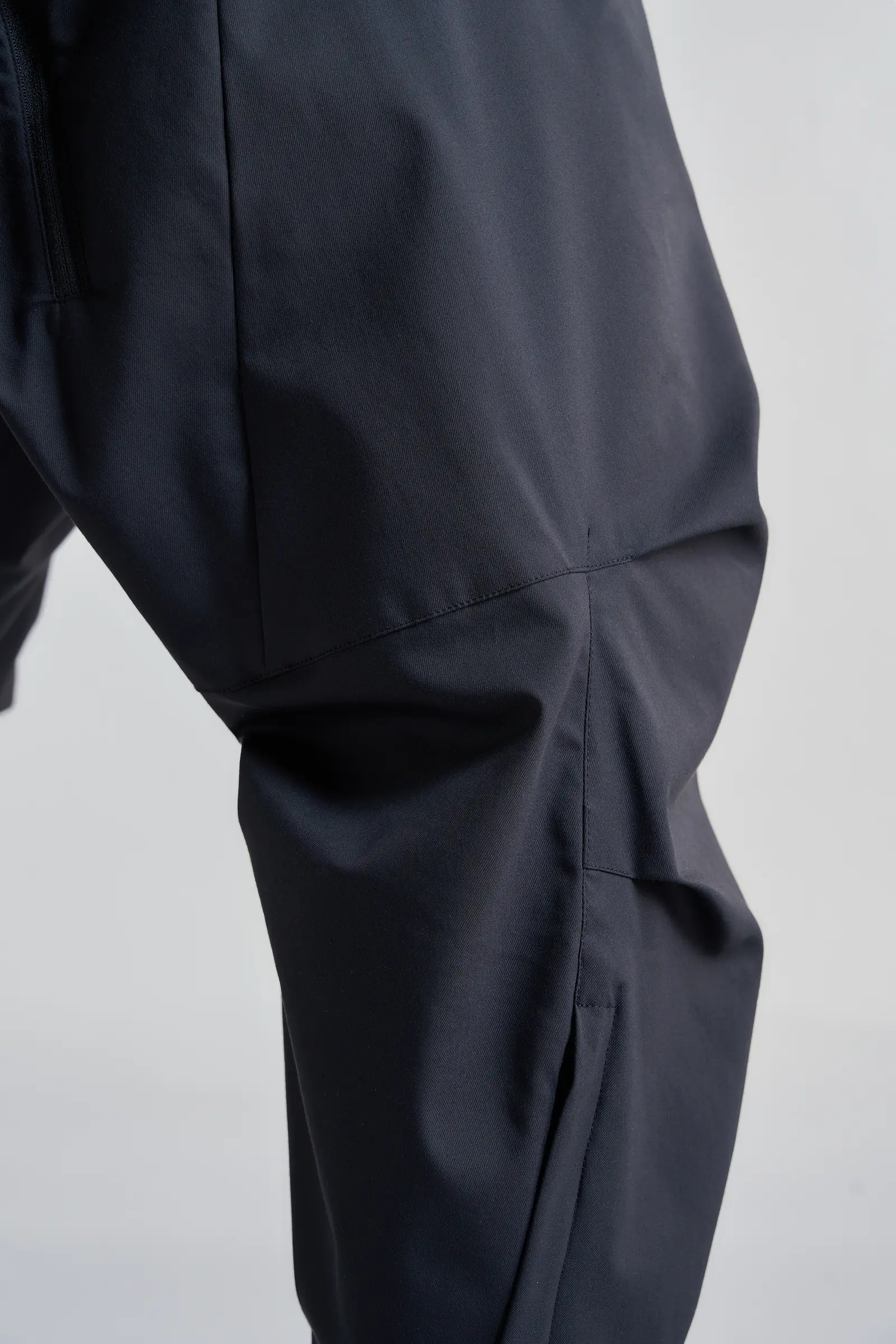 P36-CH Micro Twill Pleated Drawcord Trouser - 25