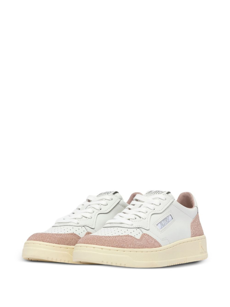 AUTRY Medalist Low lace-up sneakers outlook