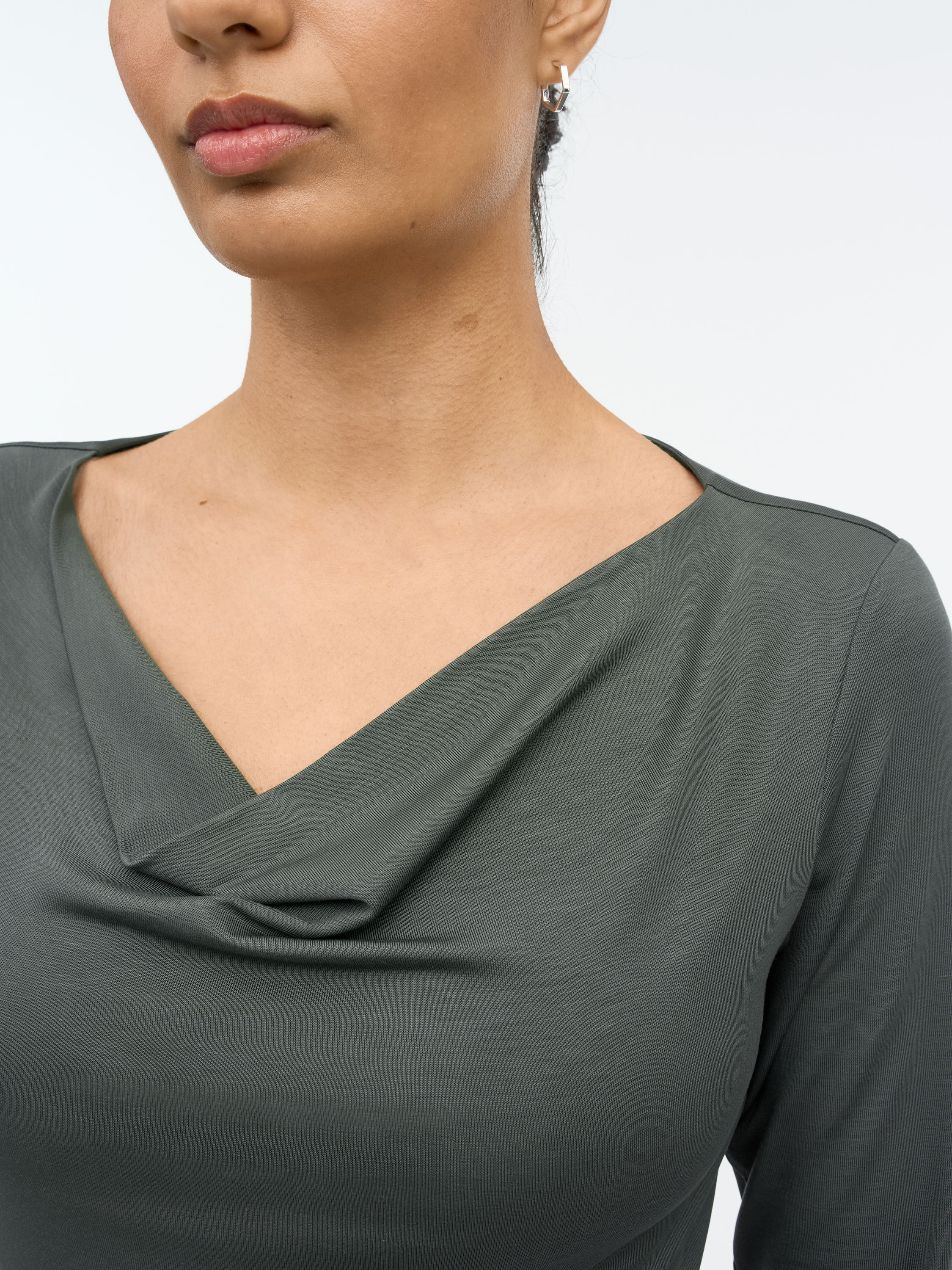 Elois Long-Sleeved T-Shirt - 4