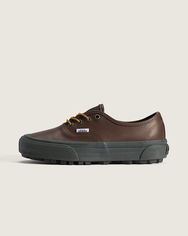 Premium Authentic V-Lug Shoe 1