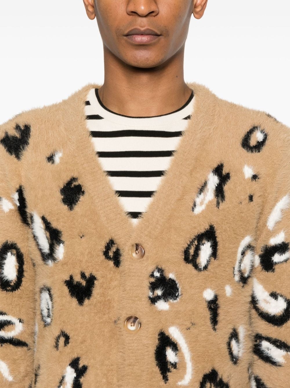 brushed-finish patch-logo cardigan - 5