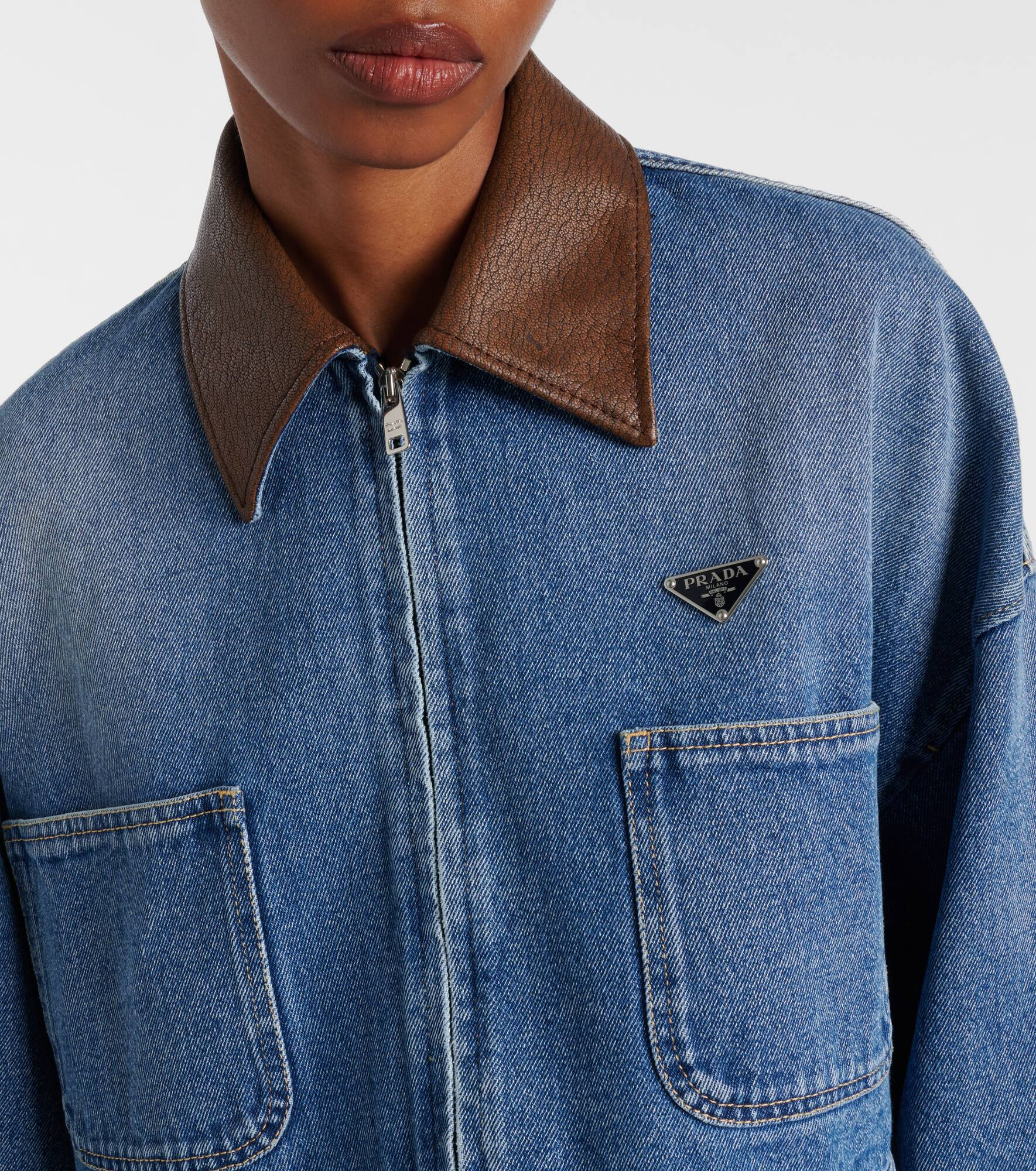 Leather-trimmed cropped denim jacket - 4