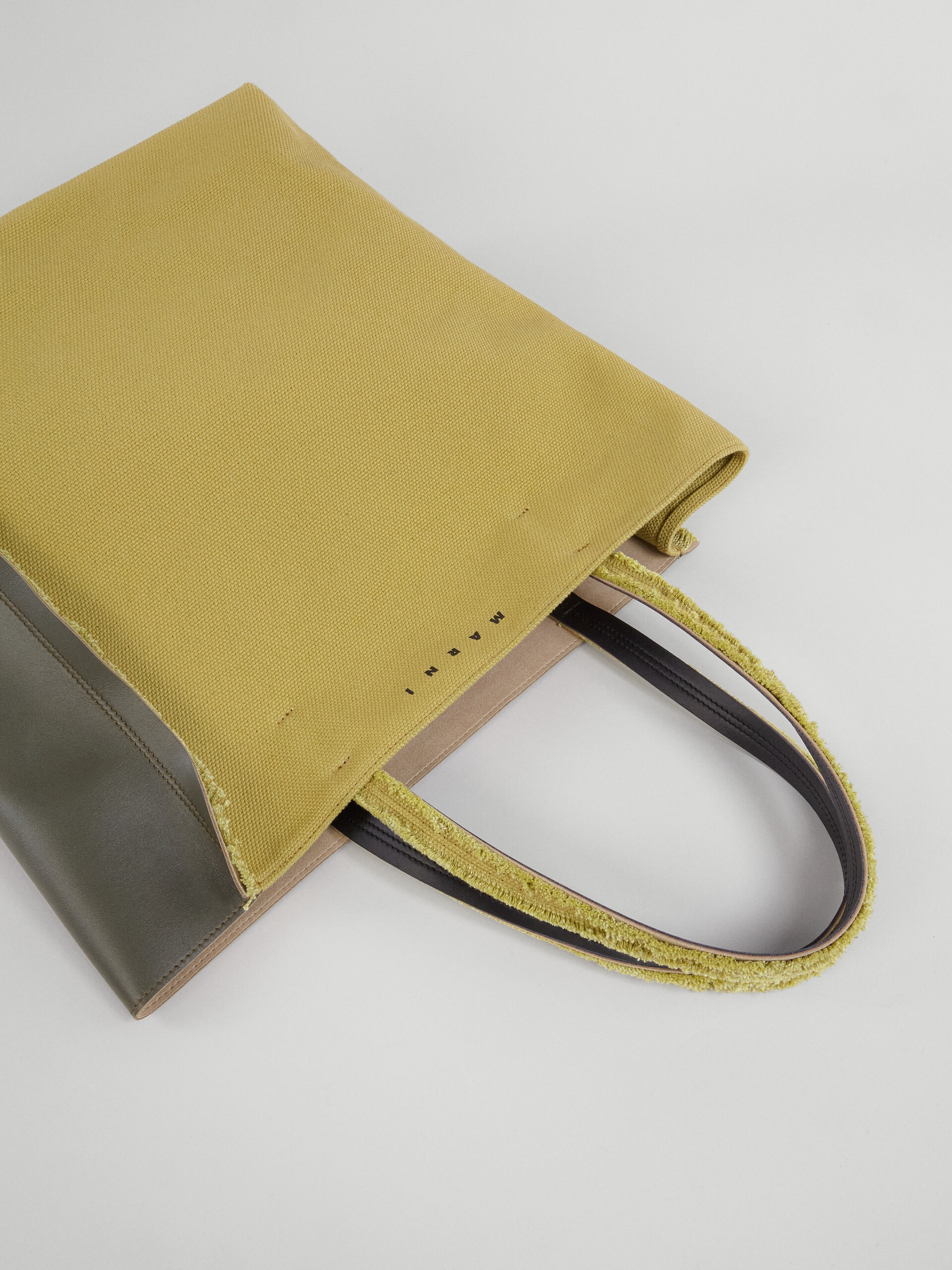 MUSEO SOFT LARGE BAG IN GREEN LEATHER AND CANVAS - 4