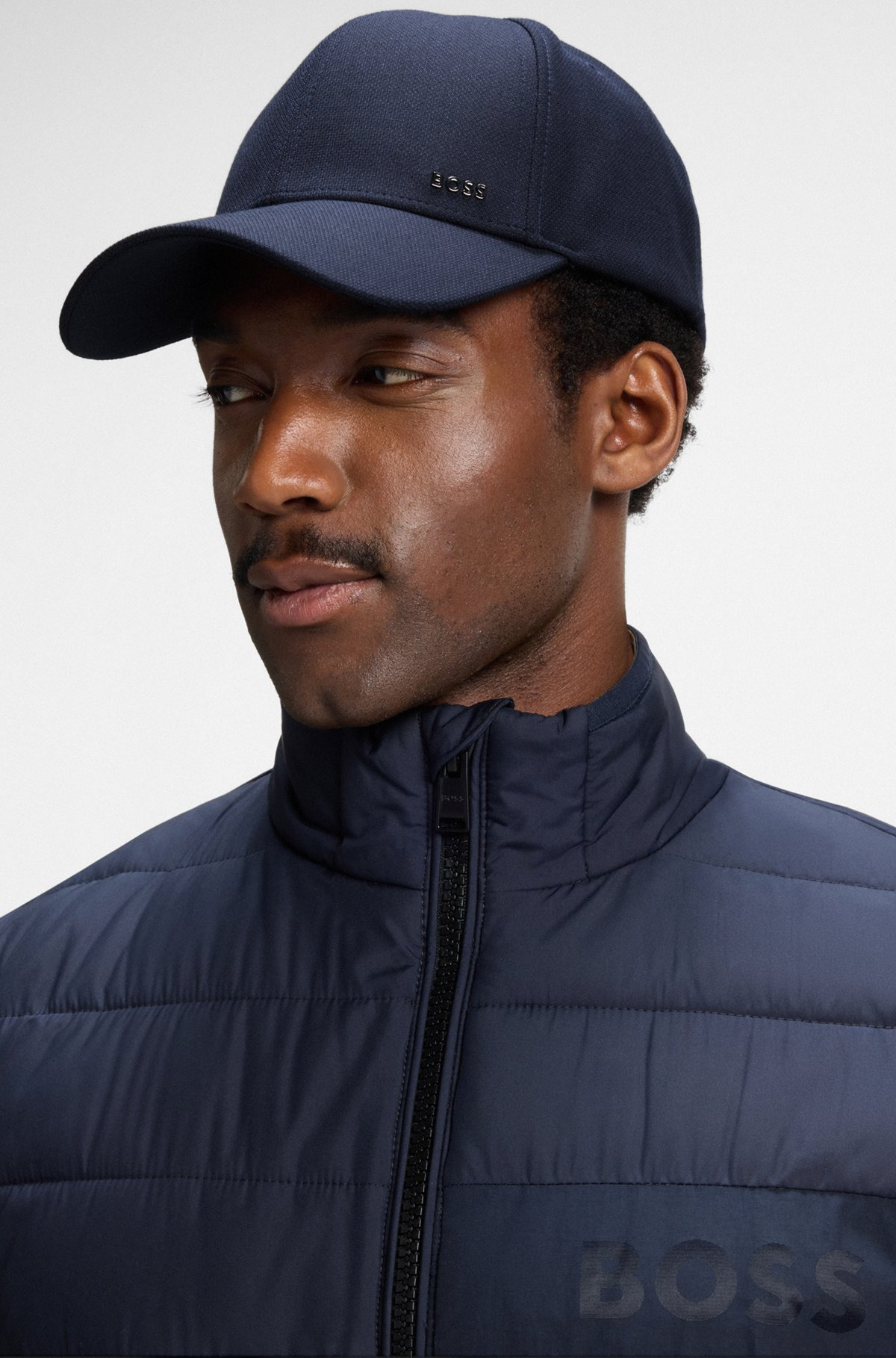 KNITTED-PIQUÉ CAP WITH LOGO PATCH - 4