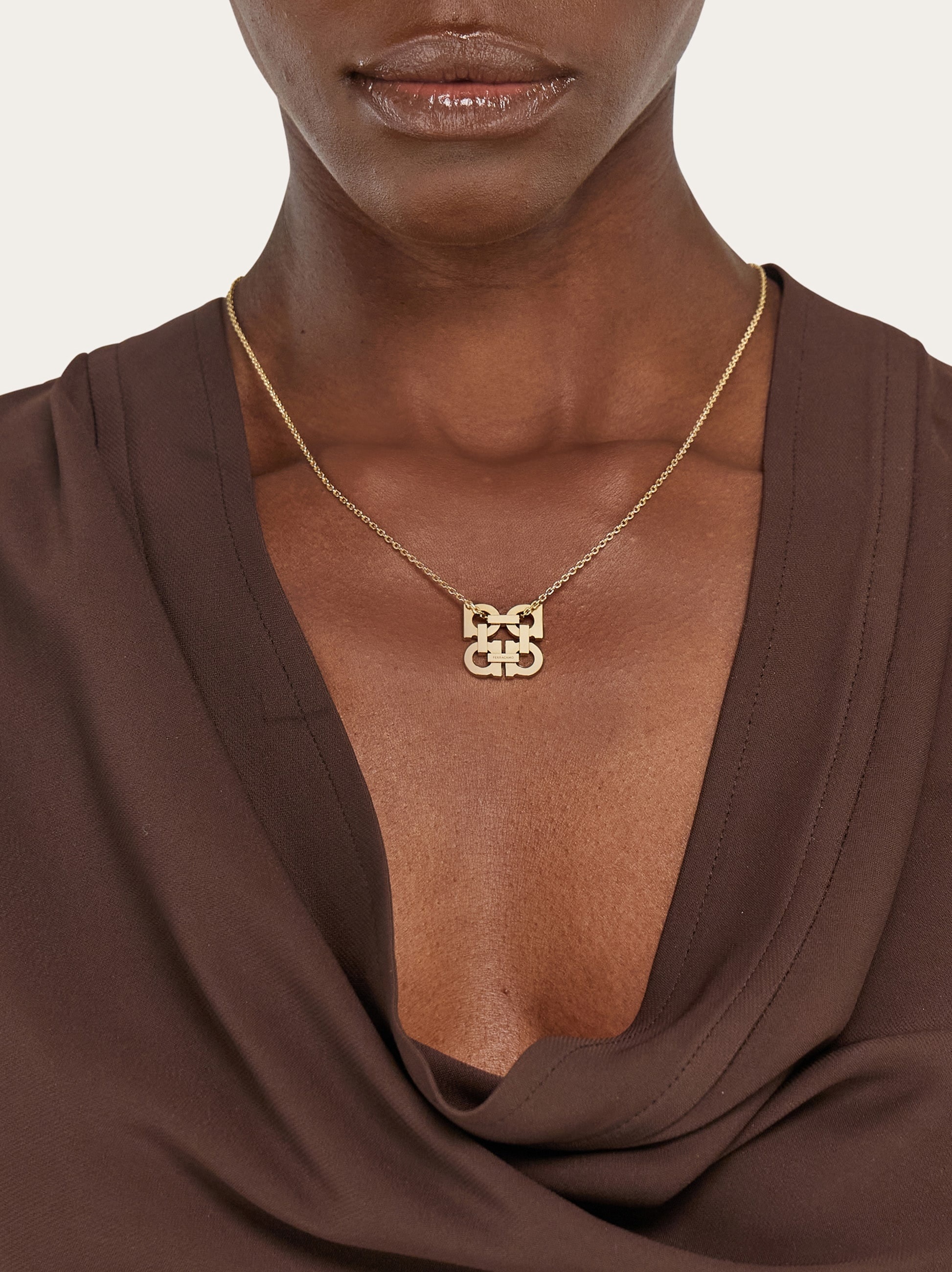 Four Gancini pendant necklace - 3