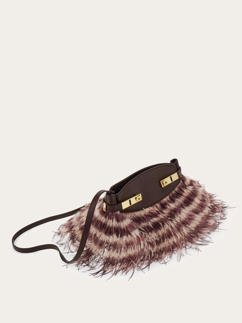 Hug crossbody bag with feathers (S) 7