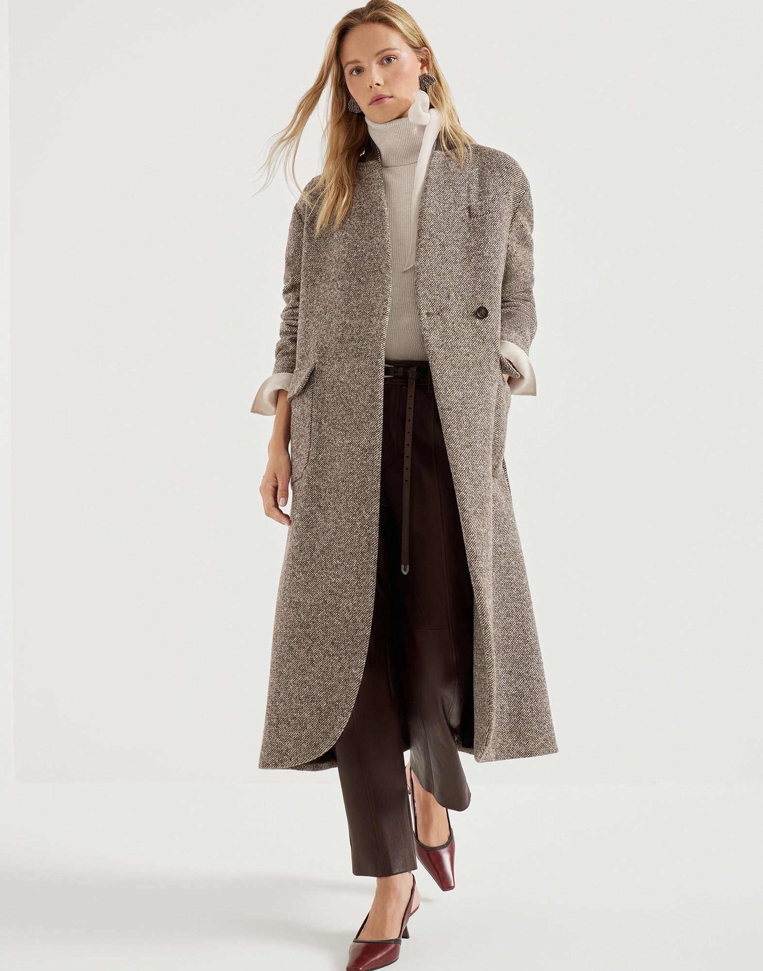 Virgin wool and silk mélange diagonal belted coat with monili - 4