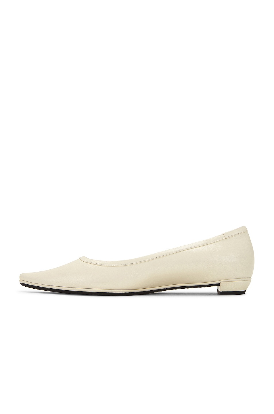 Claudette Flat - 5