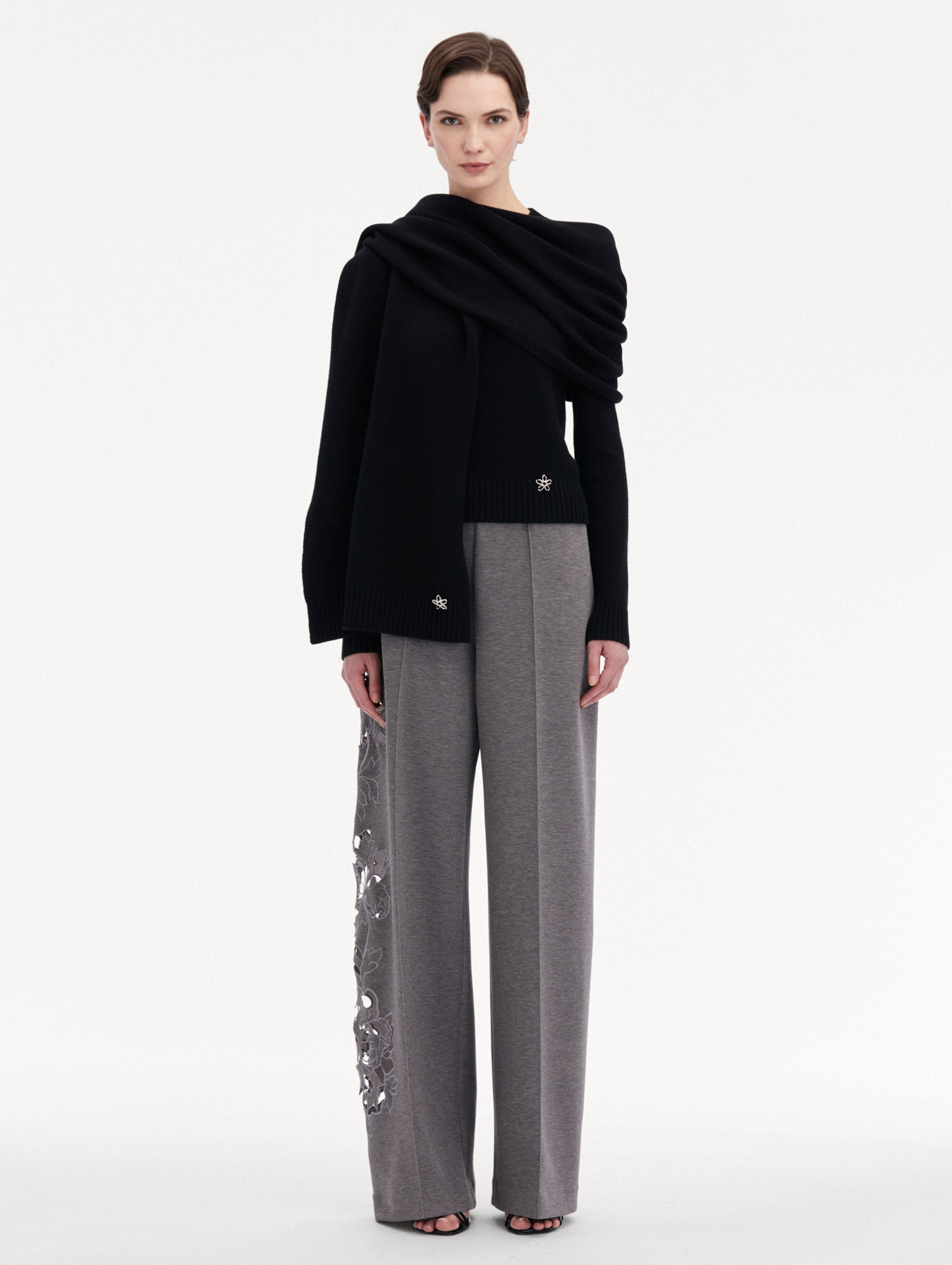 O FLOWER CASHMERE SCARF - 5