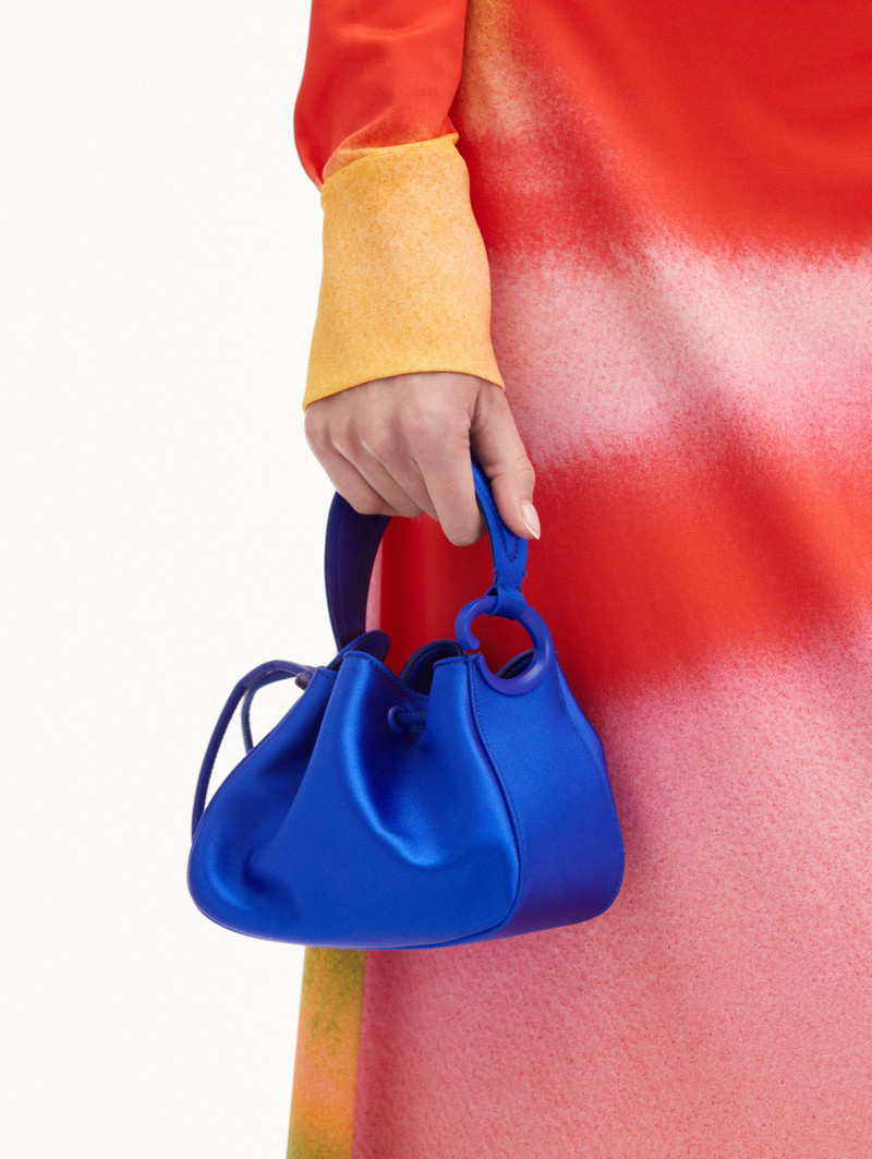 Oscar de la Renta NANO O HANDLE BAG outlook