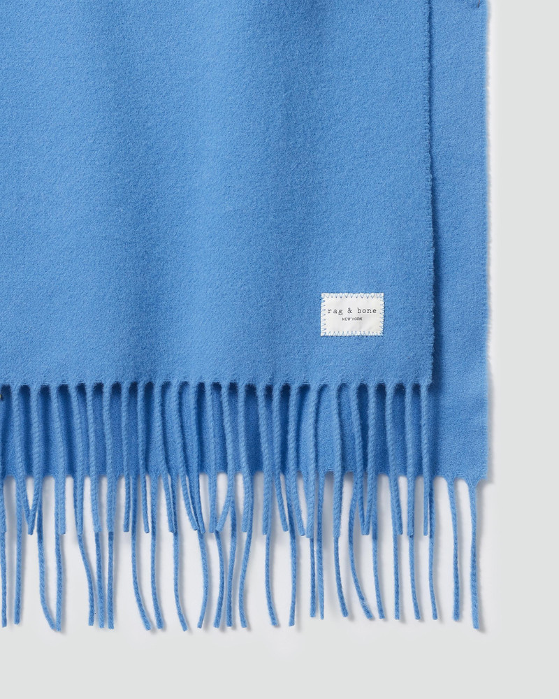 Addison Wool Skinny Scarf
Midweight Scarf 3