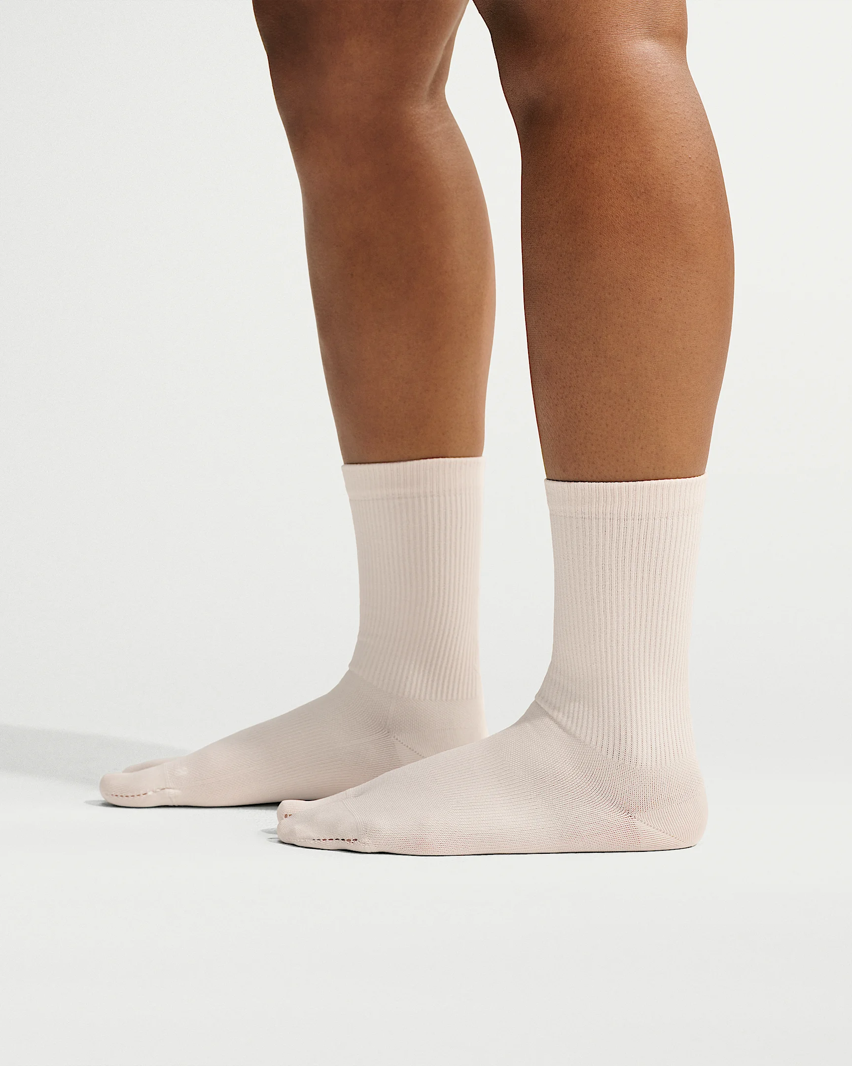 NikeSKIMS Rift Split-Toe Crew Socks (1 Pair) - 1