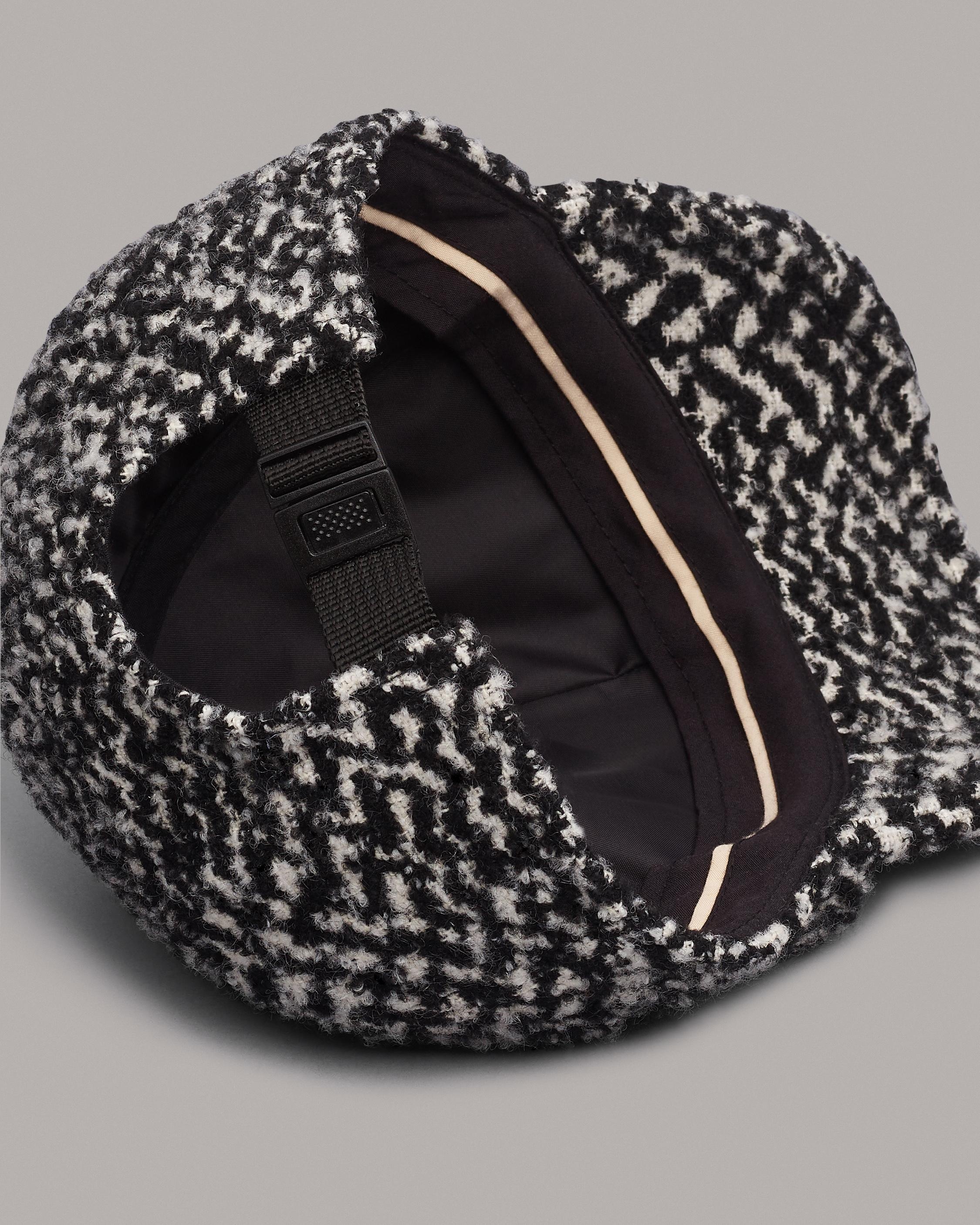 Rb Heritage Baseball Cap
Recycled Wool Blend Hat - 2