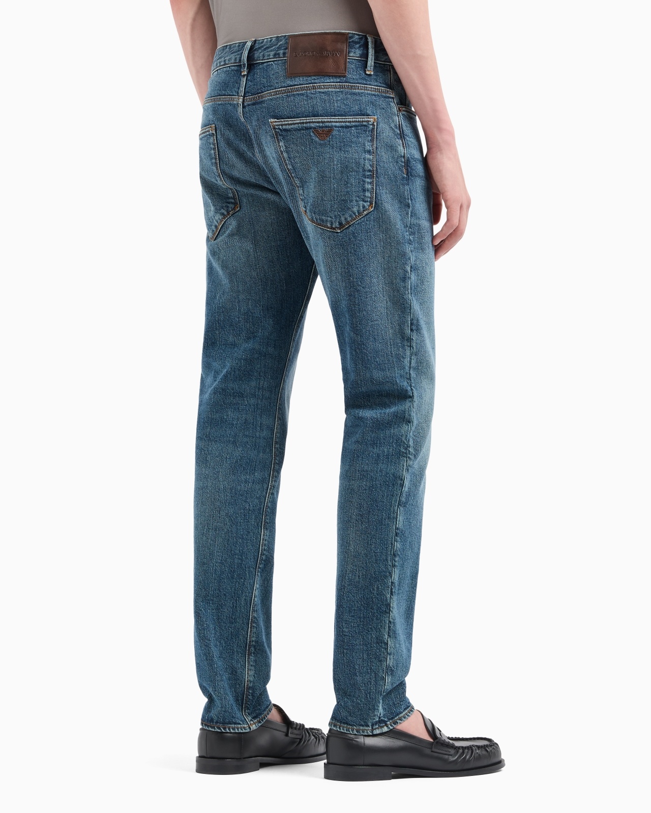 J06 SLIM-FIT, WASHED DENIM JEANS - 3