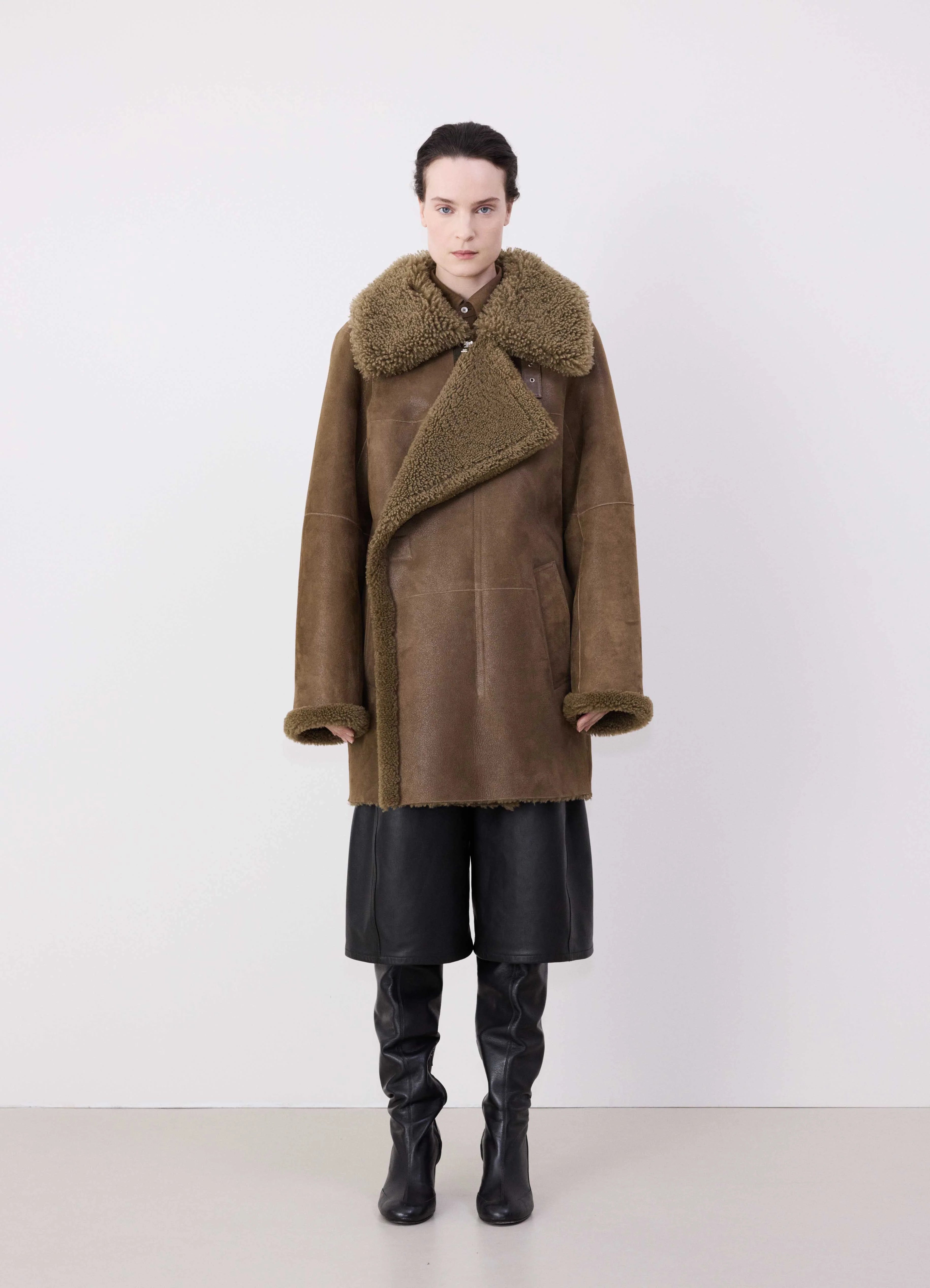 ASYMMETRICAL SHEARLING COAT - 3