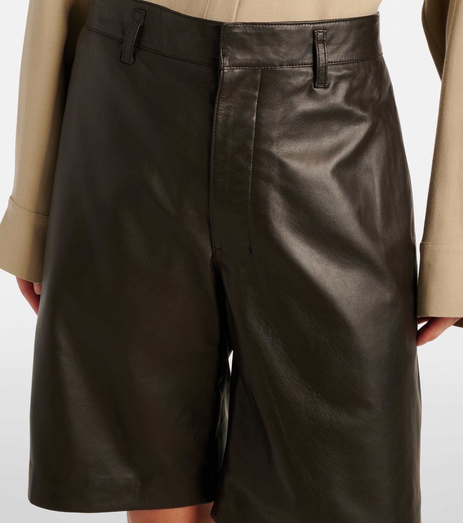 Leather shorts - 4