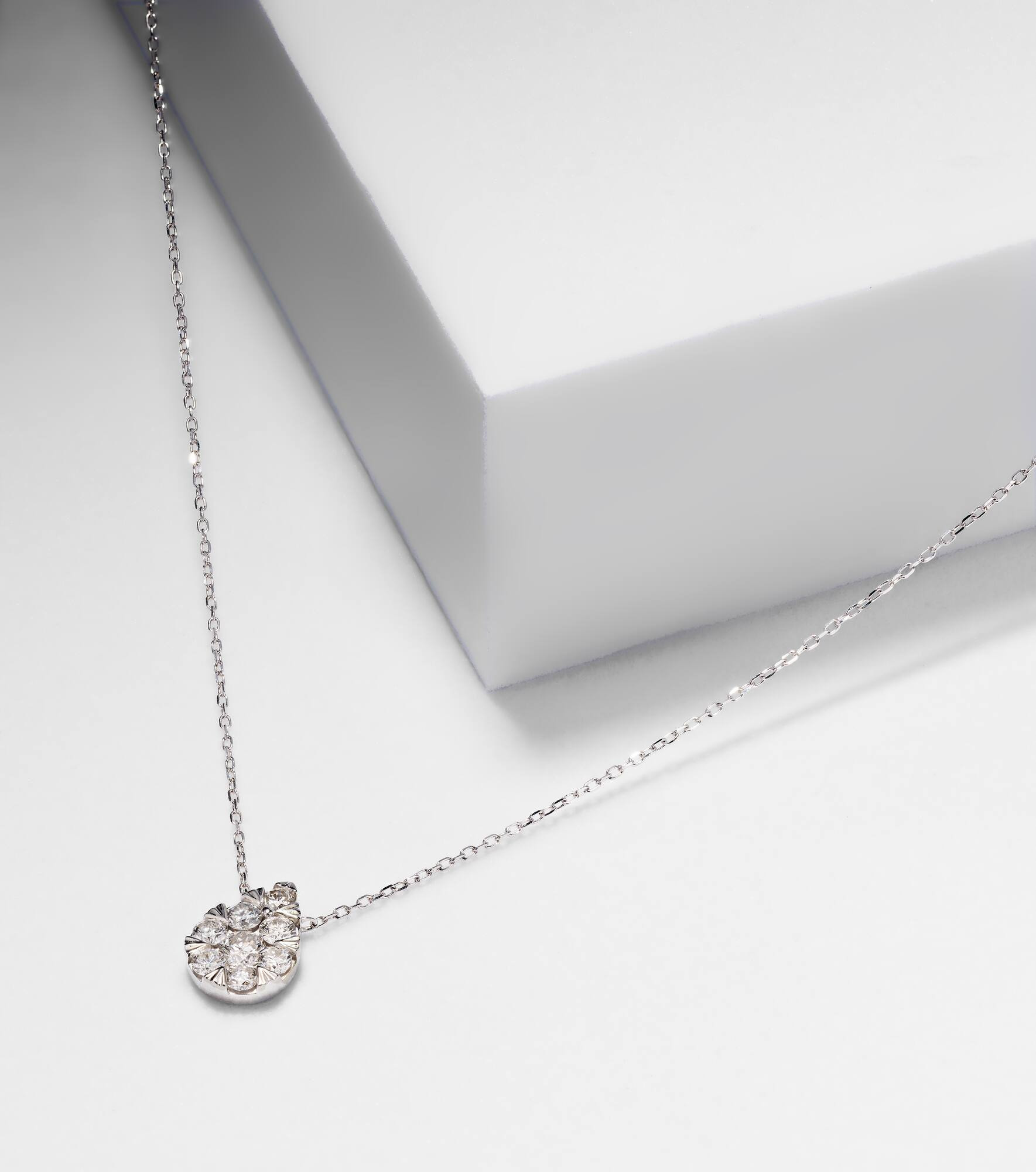 Floating 18kt white gold necklace with diamonds - 5