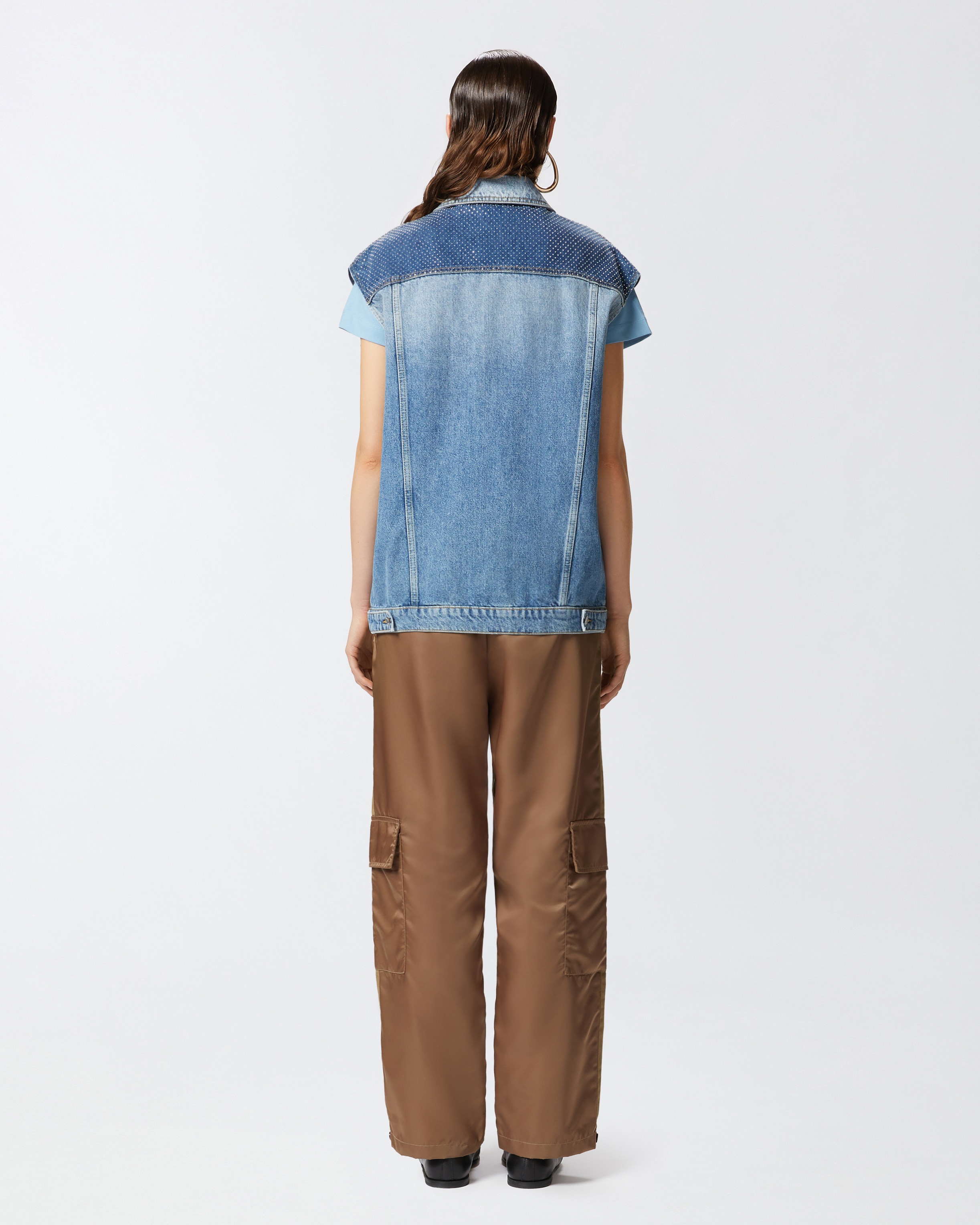 SLEEVELESS DENIM JACKET WITH MINI STUDS - 4