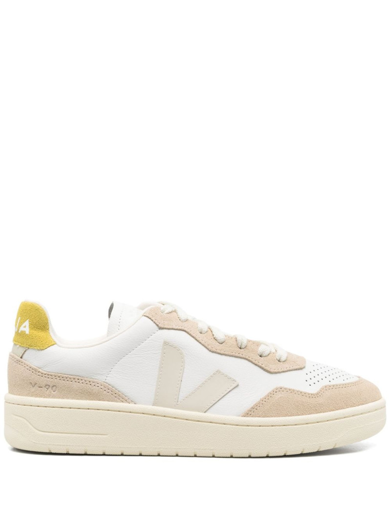 V-90 sneakers 1